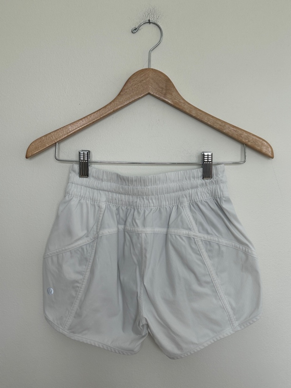 lululemon athletica Blush Pink Women's Athletic Shorts Size 6 - Picture 2 of 4